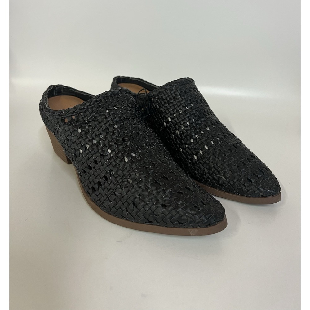 Universal Thread Black Oxfords Shoes Women's Size 6.5